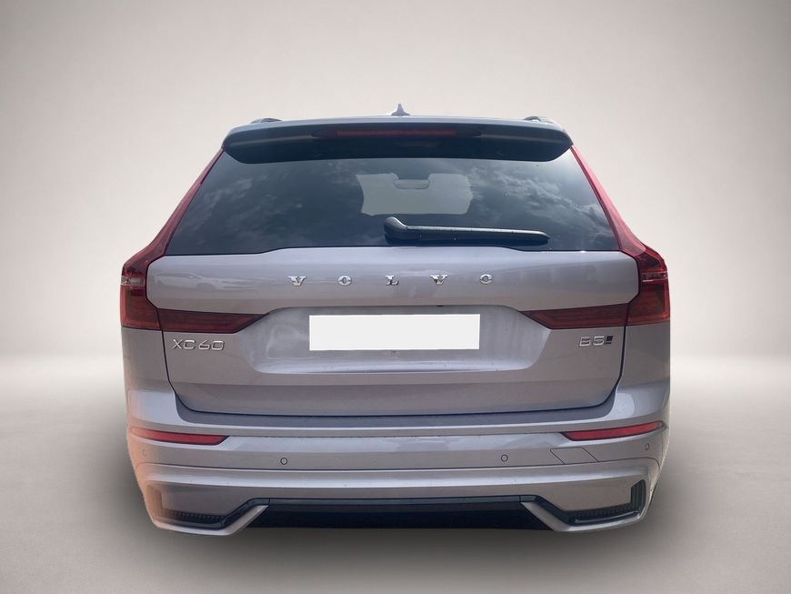 Volvo XC60 (11/2025, Benzin)