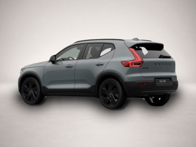 Volvo XC40 (01/2026, Benzin)