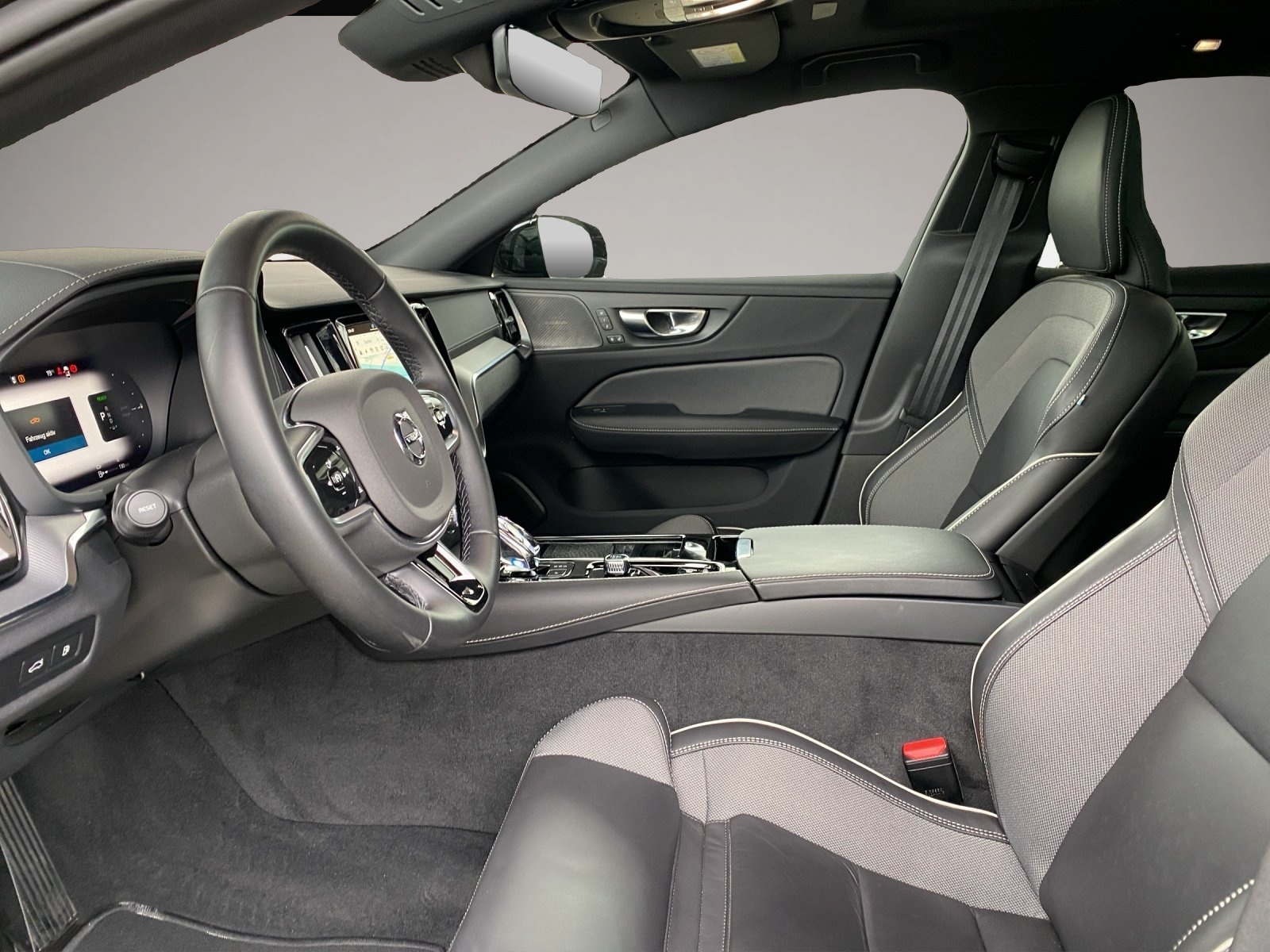 Volvo V60 (06/2024, )