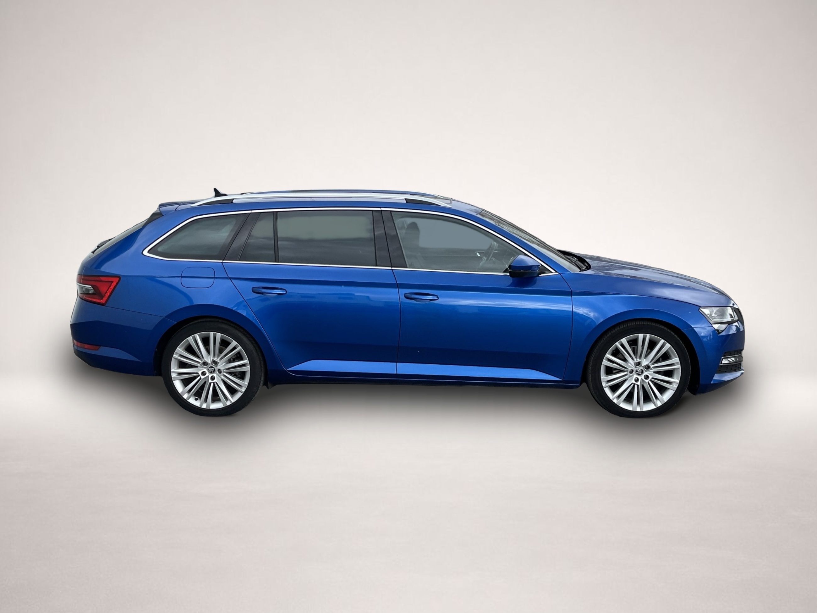 Skoda Superb (12/2021, Diesel)