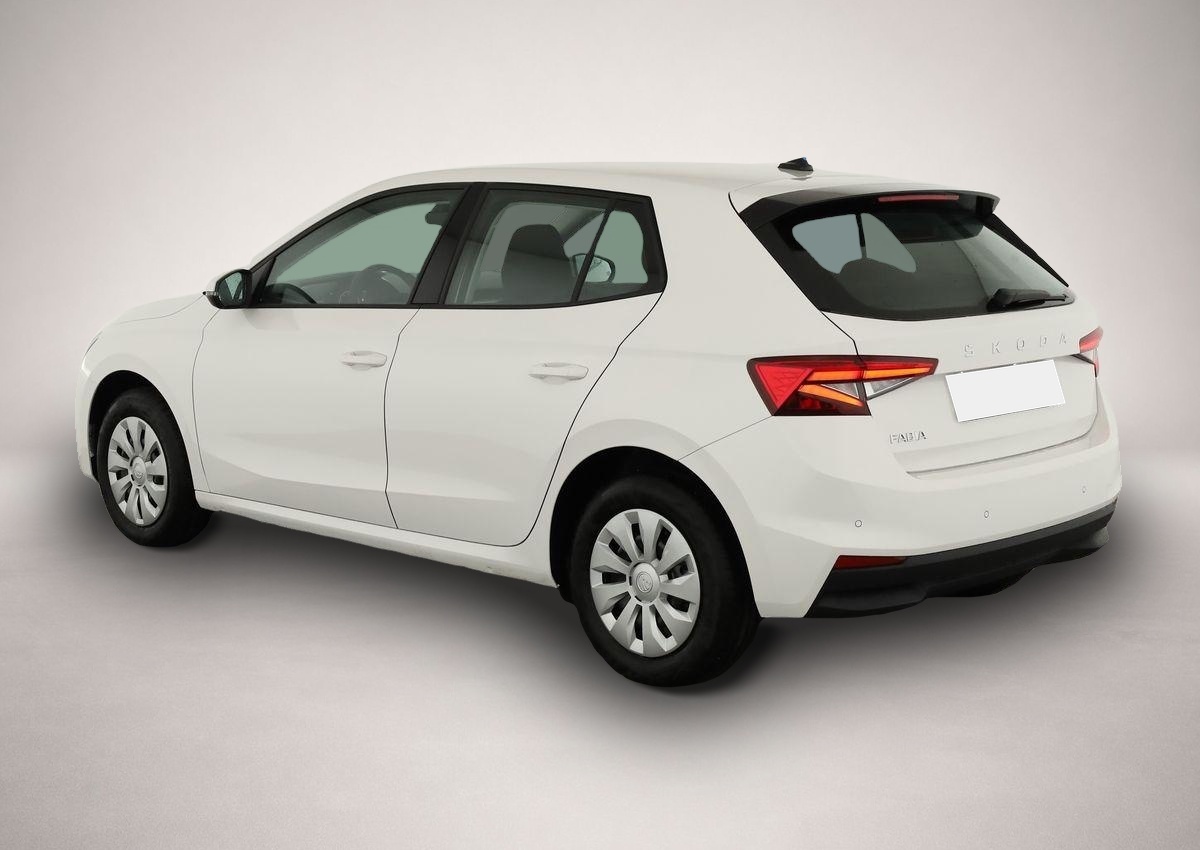 Skoda Fabia (10/2025, Benzin)