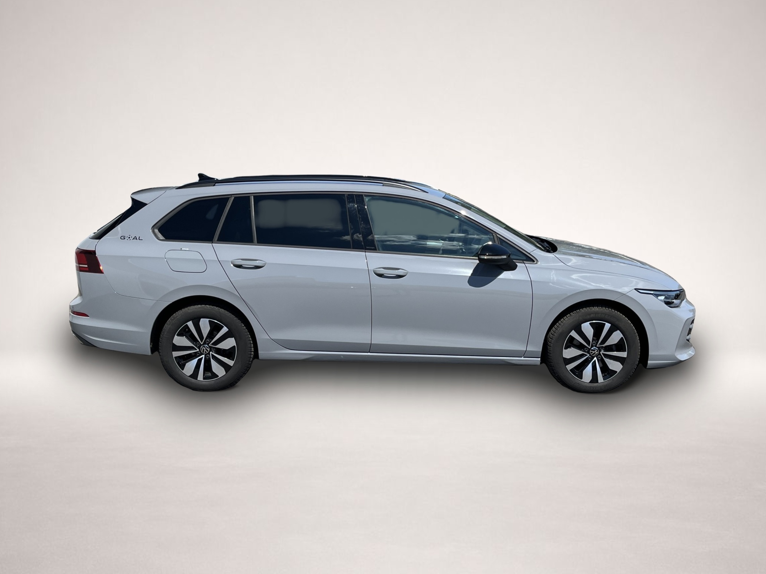 Volkswagen Golf (09/2025, Benzin)