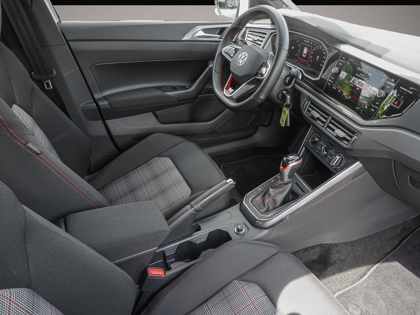 Volkswagen Polo (08/2023, )