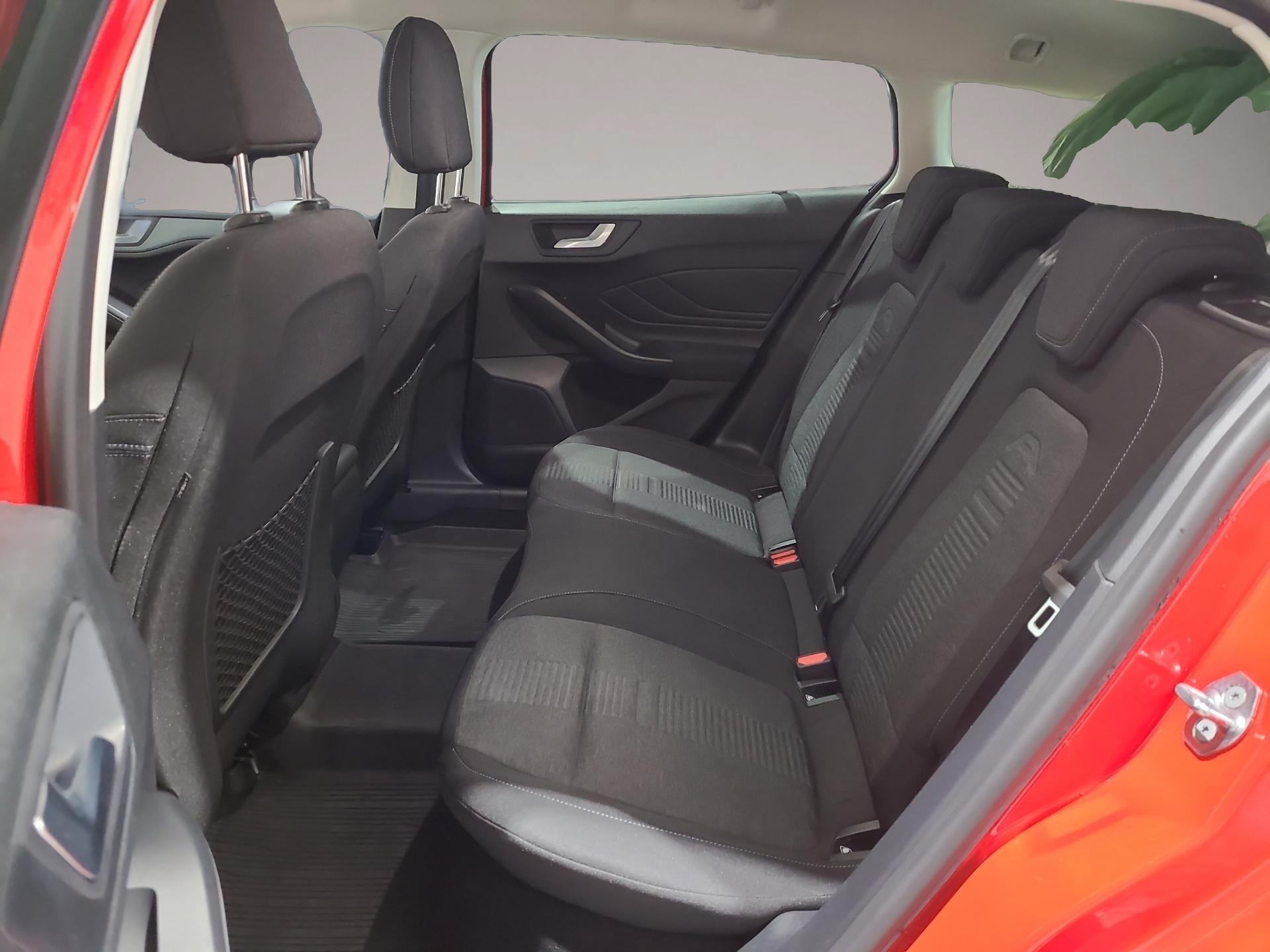 Ford Focus (02/2022, Benzin)