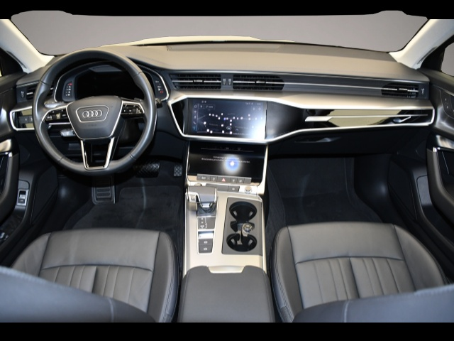 Audi A6 (03/2023, Benzin)