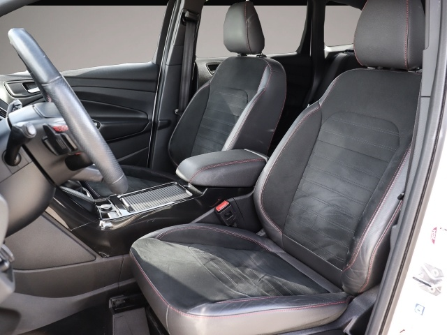 Ford Kuga (06/2019, Benzin)