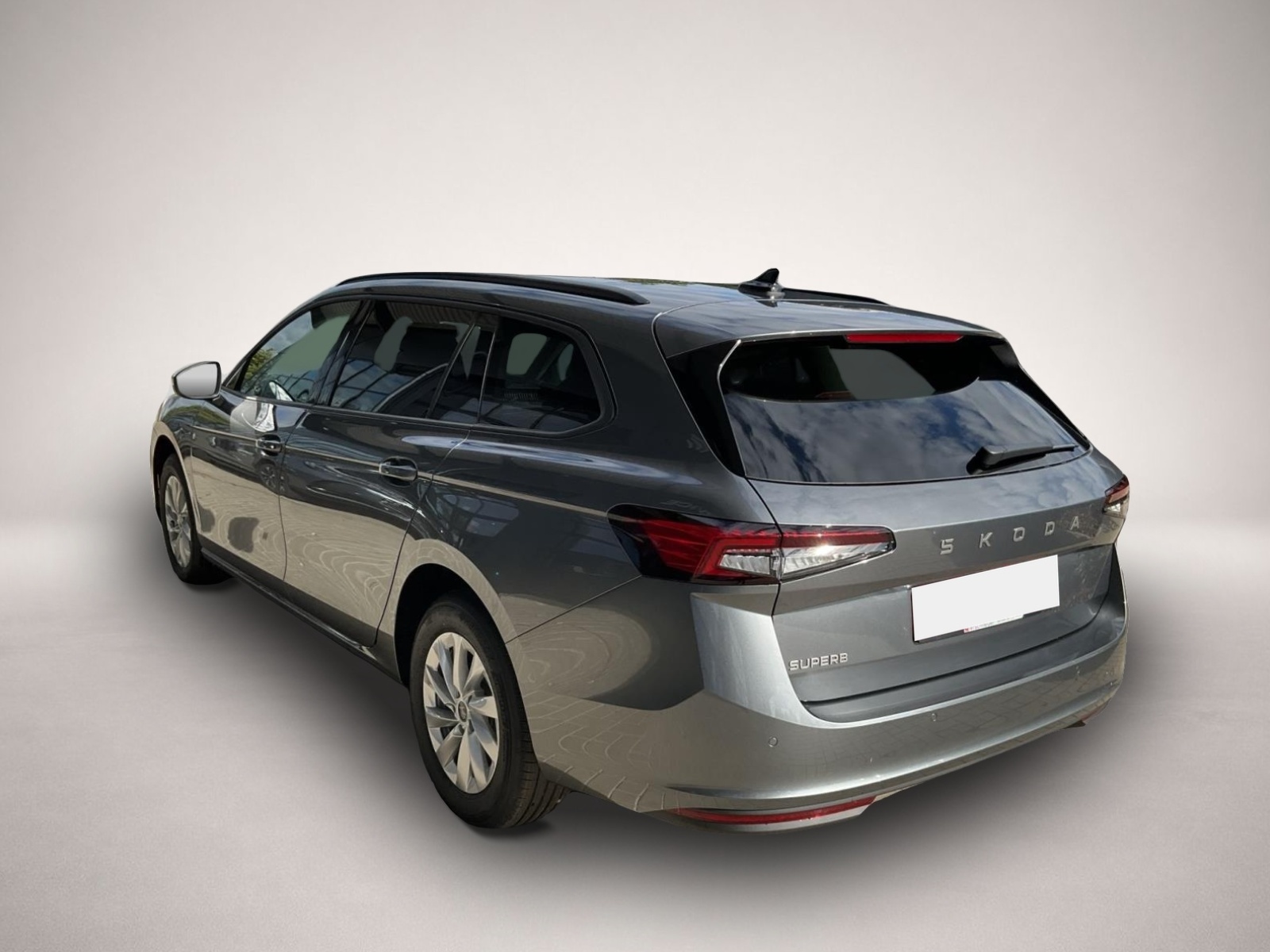 Skoda Superb, image 3 of 8