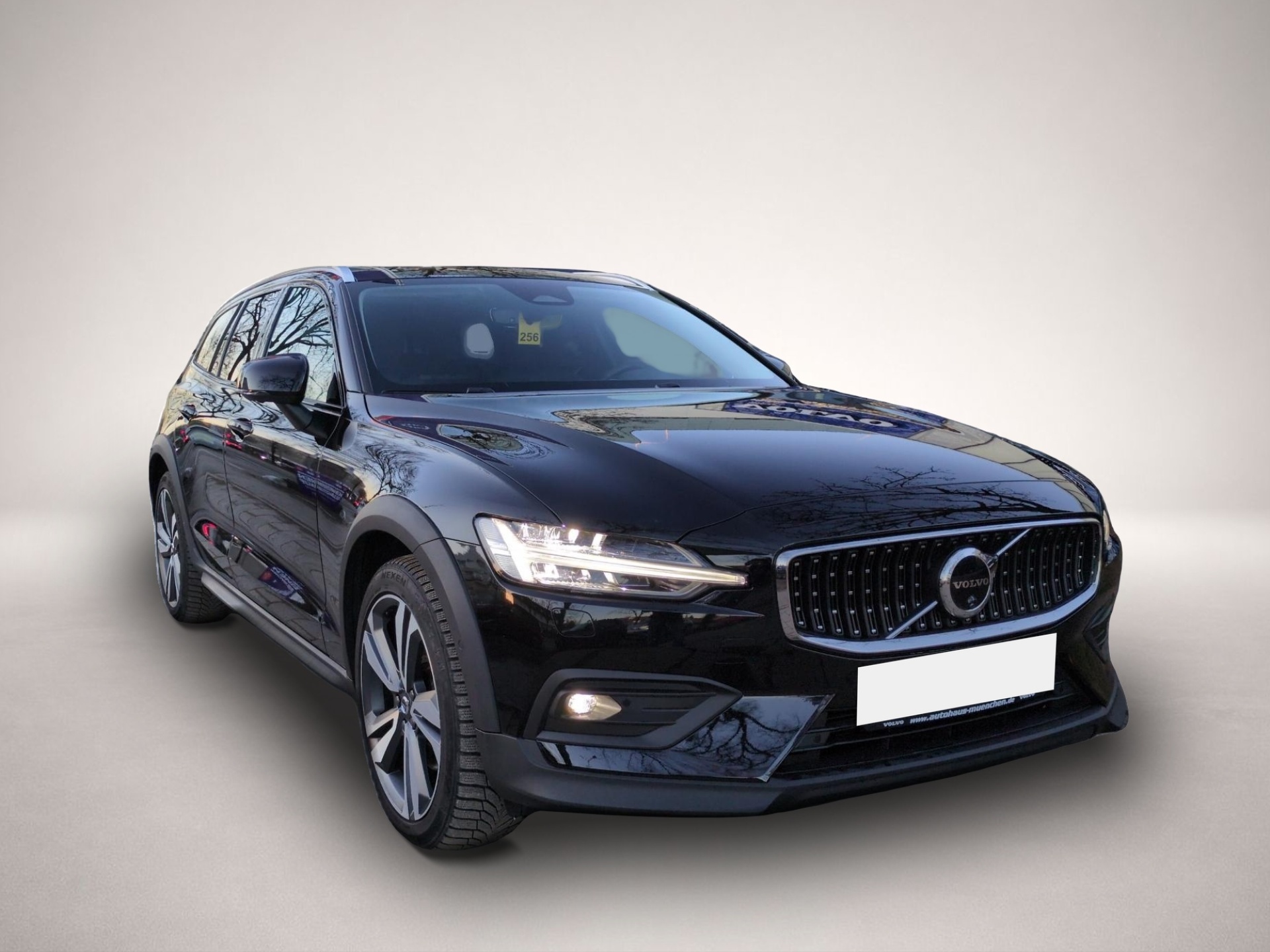 Volvo V60 Cross Country (10/2023, Diesel)