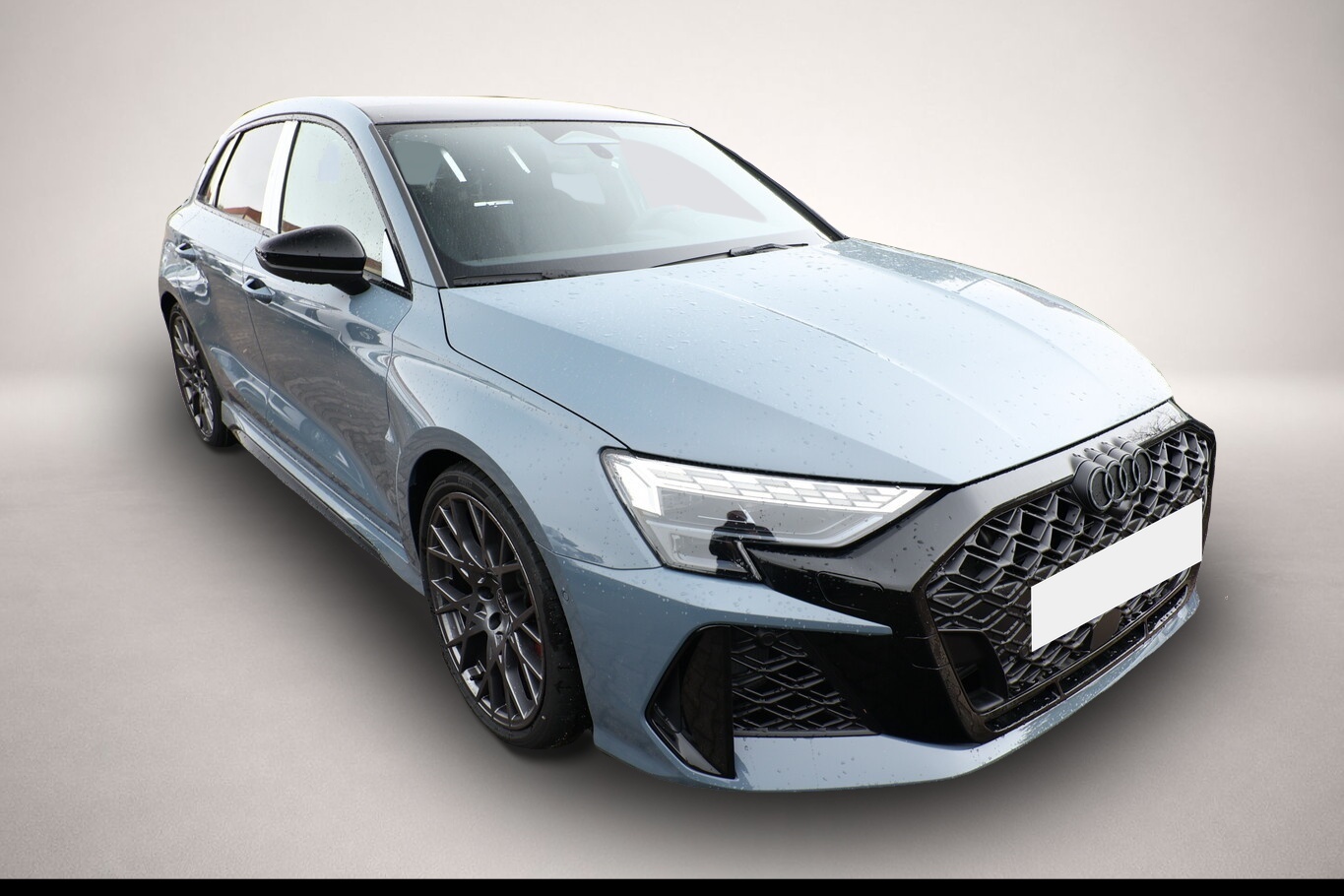 Audi RS3 (01/2026, Benzin)