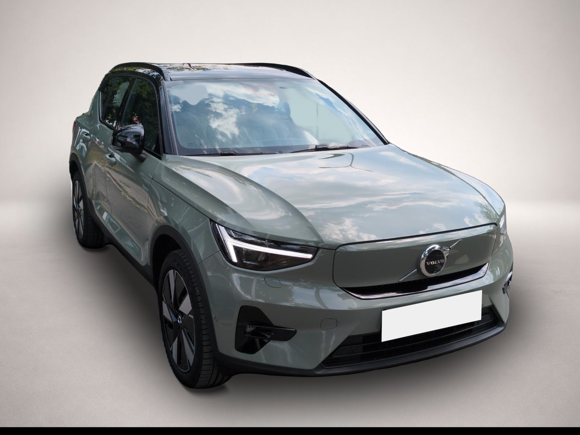 Volvo EX40 (07/2024, ELECTRIC)