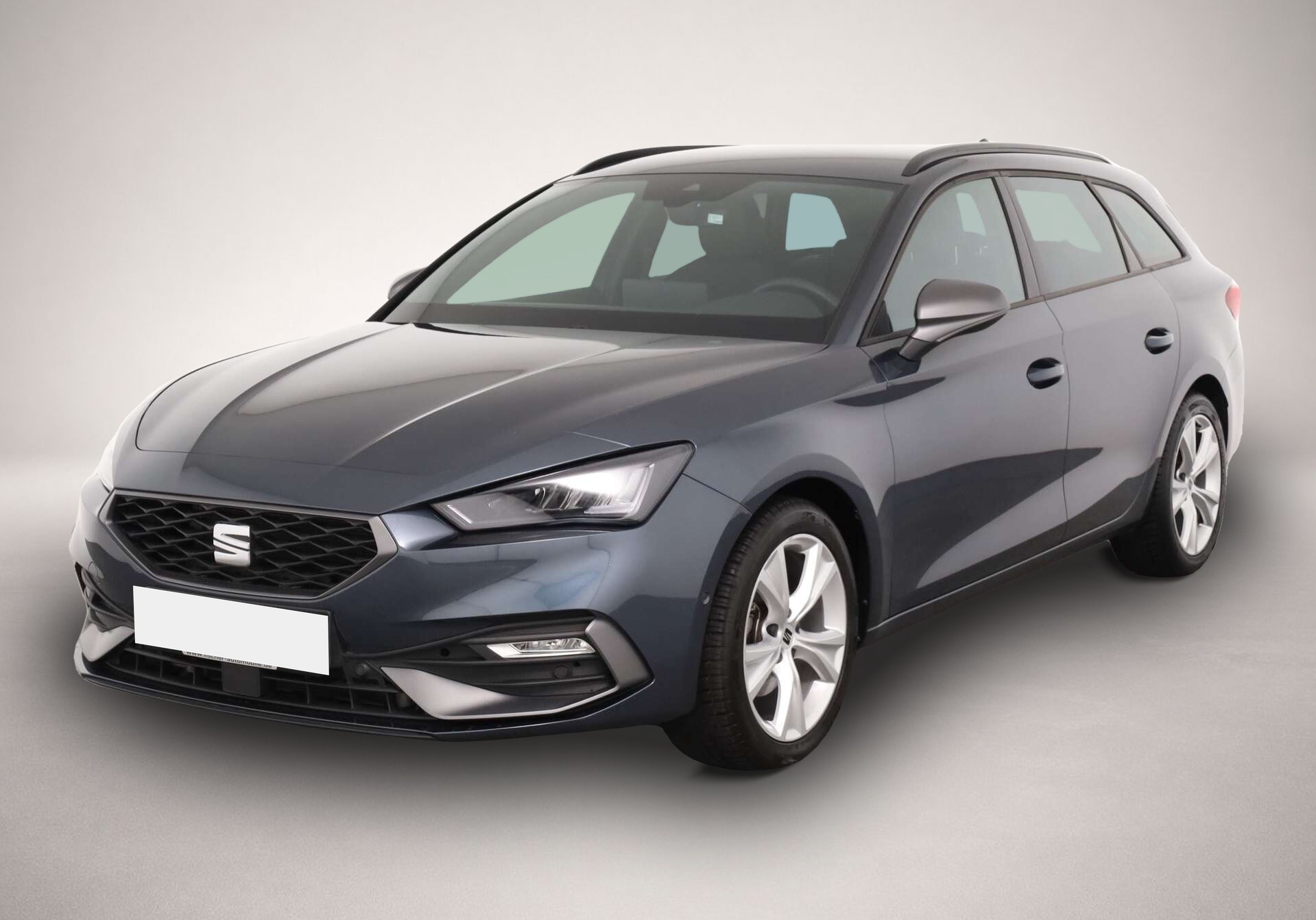 Seat Leon (06/2025, Benzin)