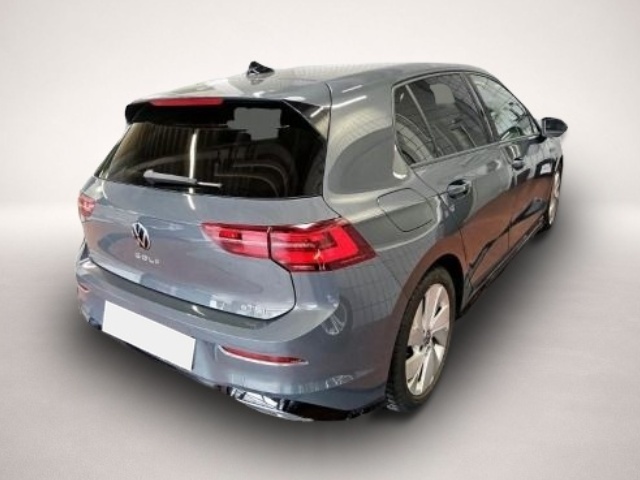Volkswagen Golf (03/2023, Benzin)