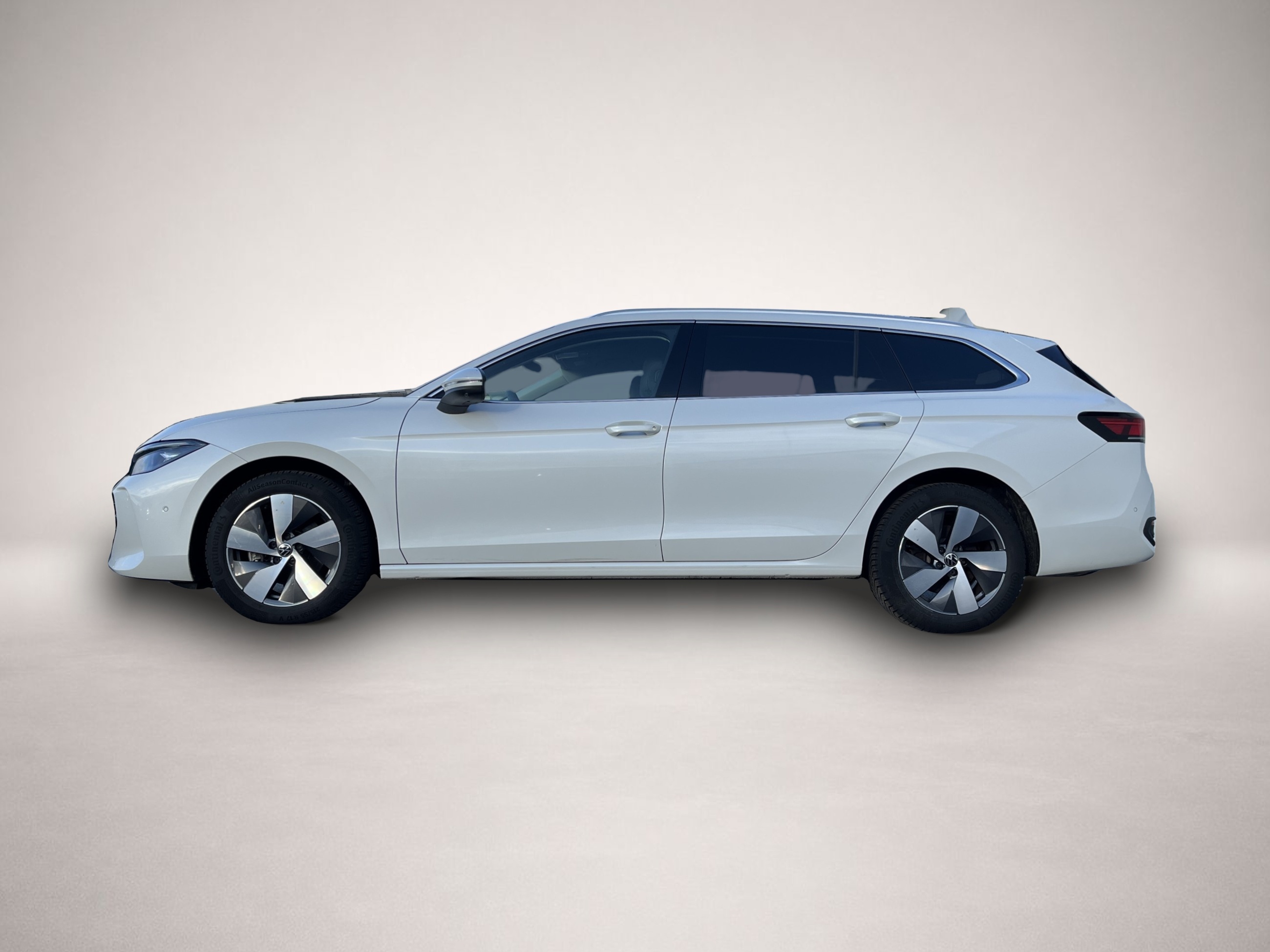 Volkswagen Passat Variant (09/2025, Benzin)