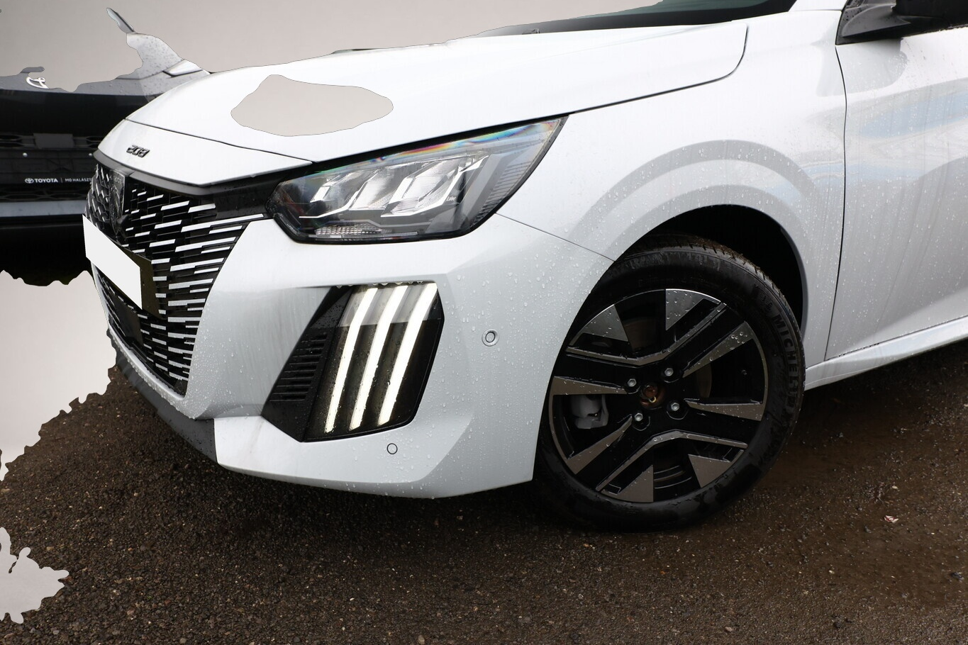 Peugeot 208 (11/2025, Benzin)
