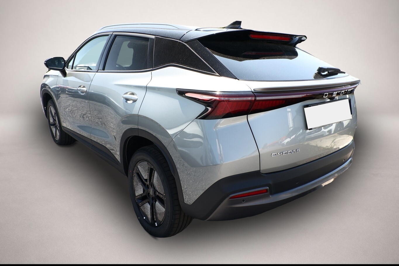Omoda 5 EV (06/2026, ELECTRIC)
