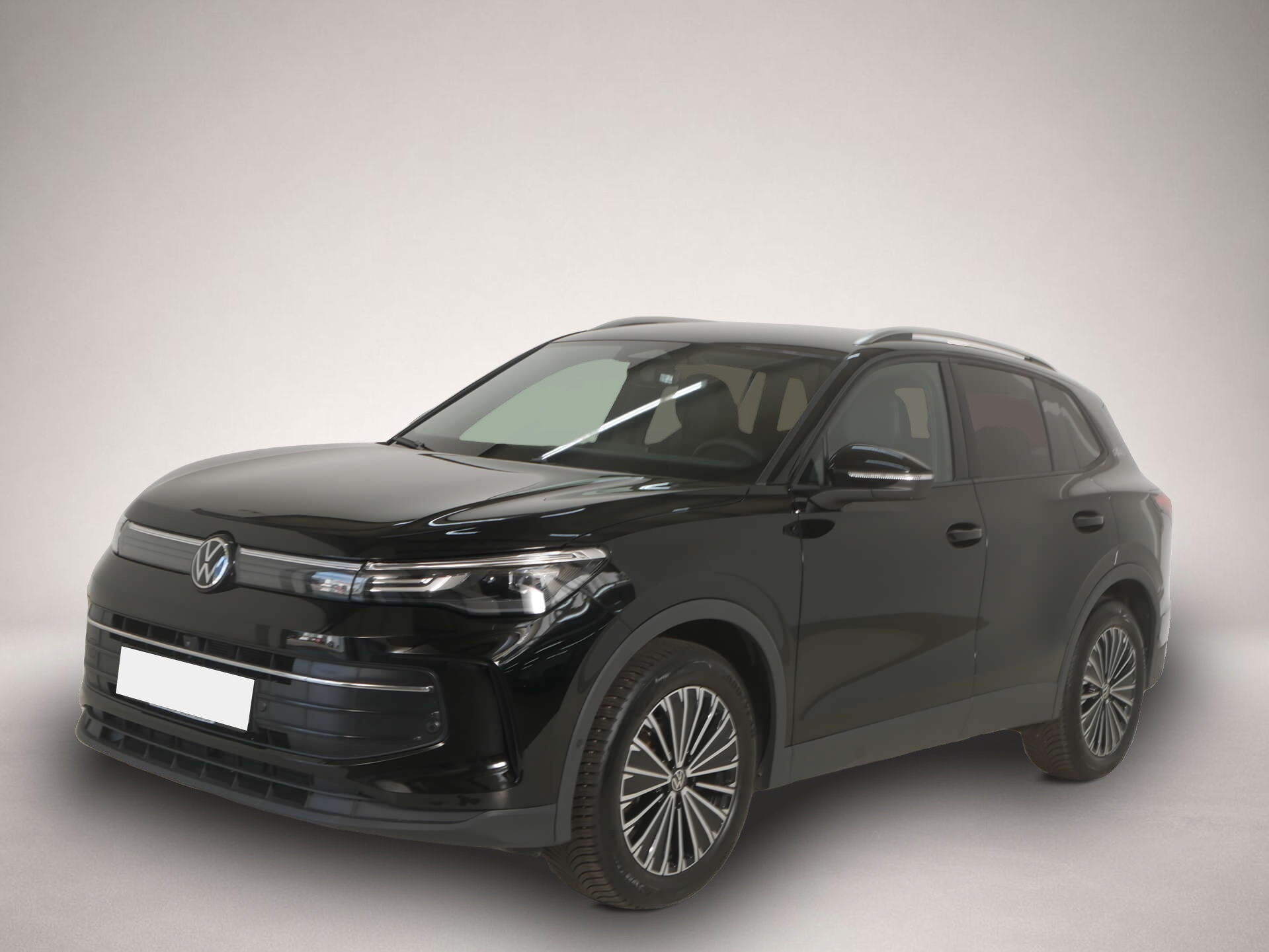 Volkswagen Tiguan (12/2025, Benzin)