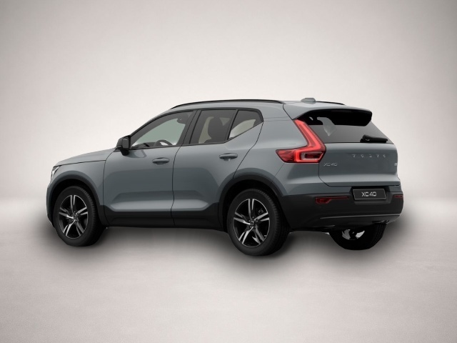 Volvo XC40 (05/2026, Benzin)