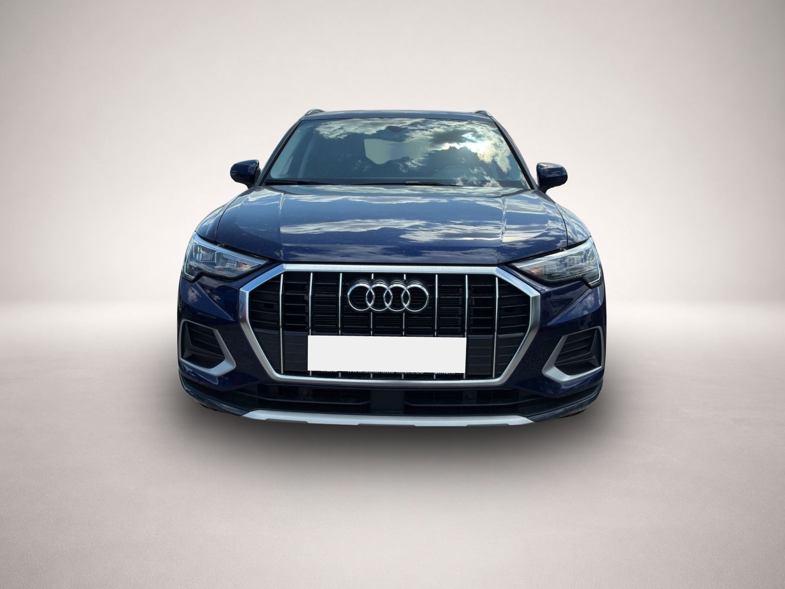 Audi Q3 (09/2025, Benzin)