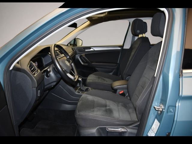 Volkswagen Tiguan Allspace (01/2022, Benzin)