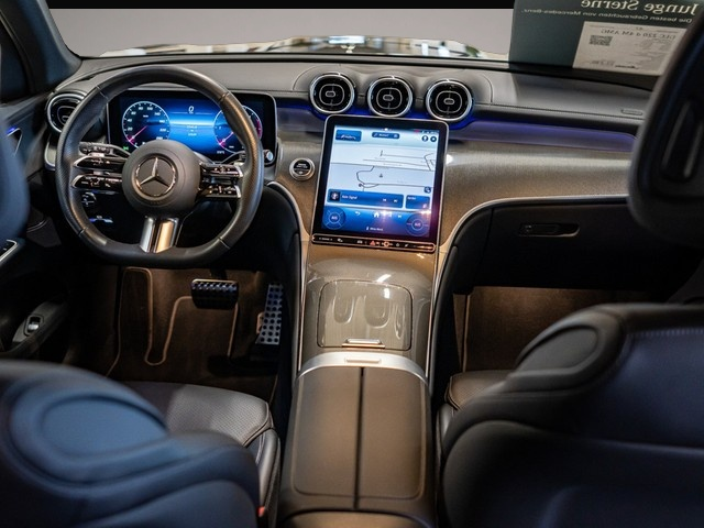 Mercedes-Benz GLC 220 (11/2023, Diesel)