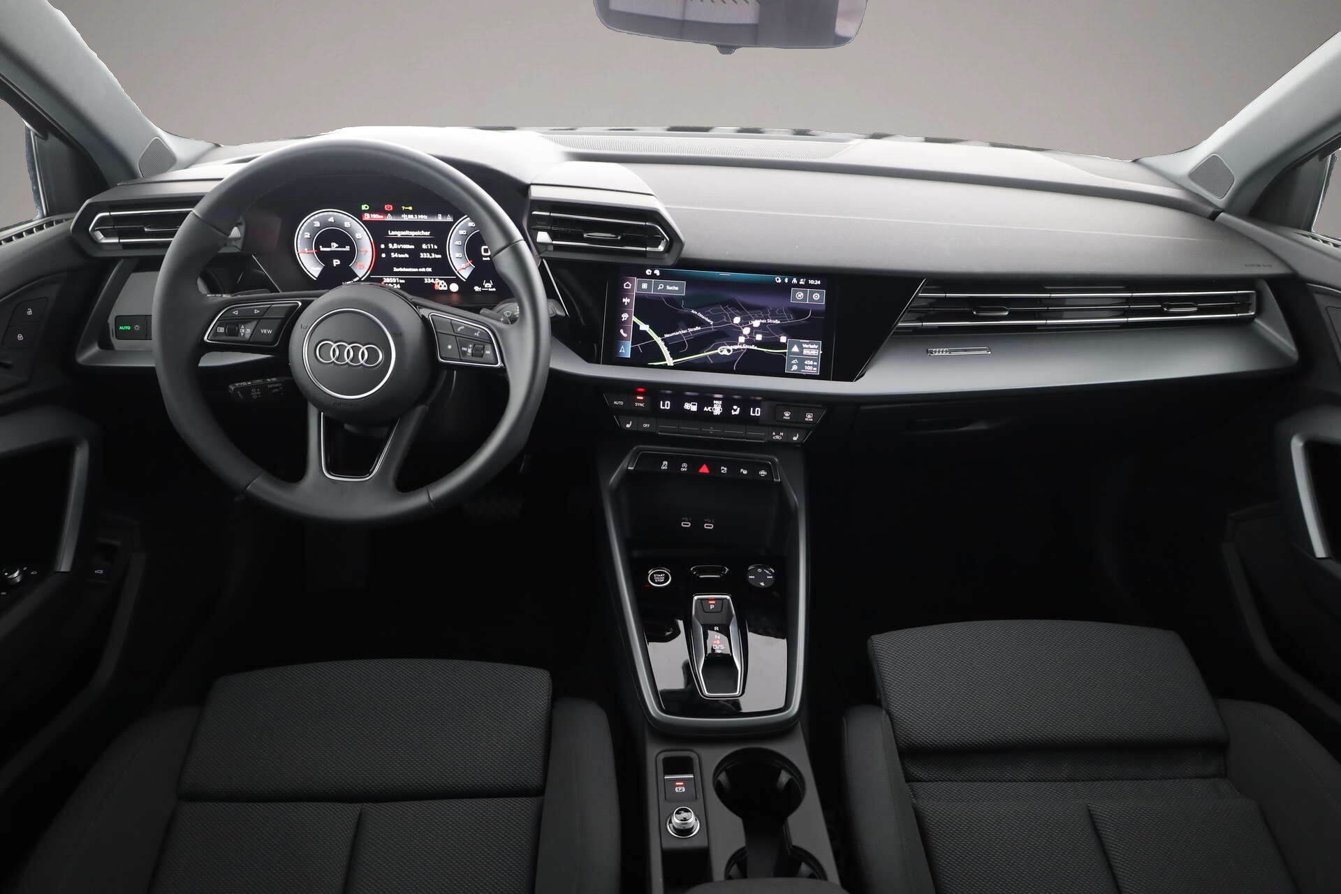 Audi A3 (09/2025, Benzin)
