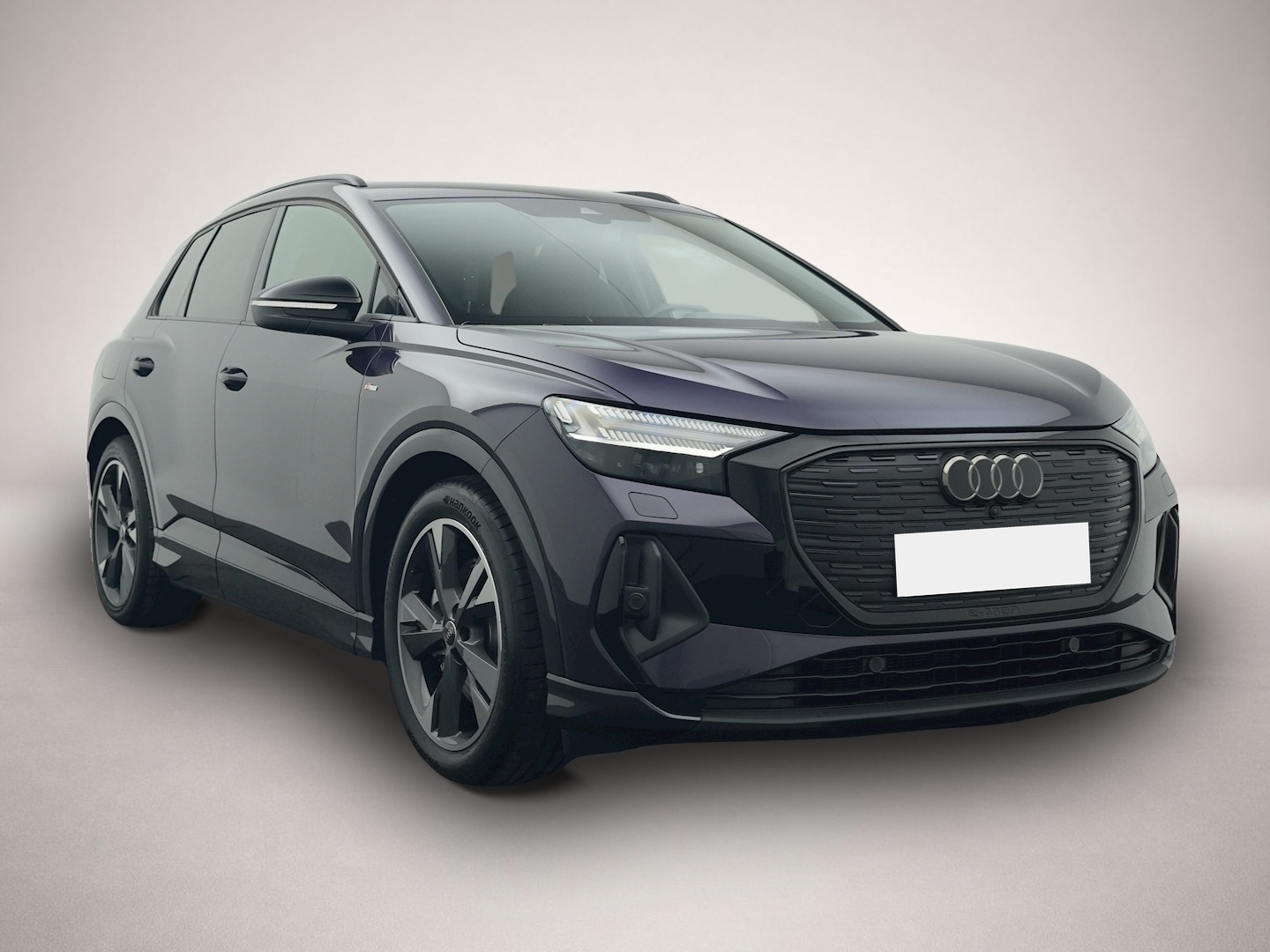 Audi Q4 e-tron (05/2025, ELECTRIC)