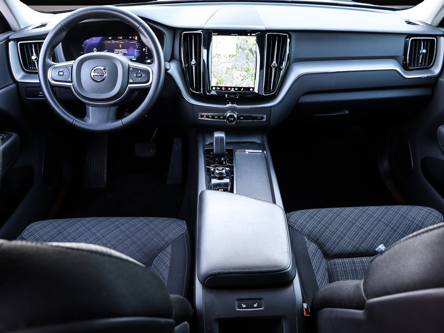 Volvo XC60 (12/2023, Benzin)