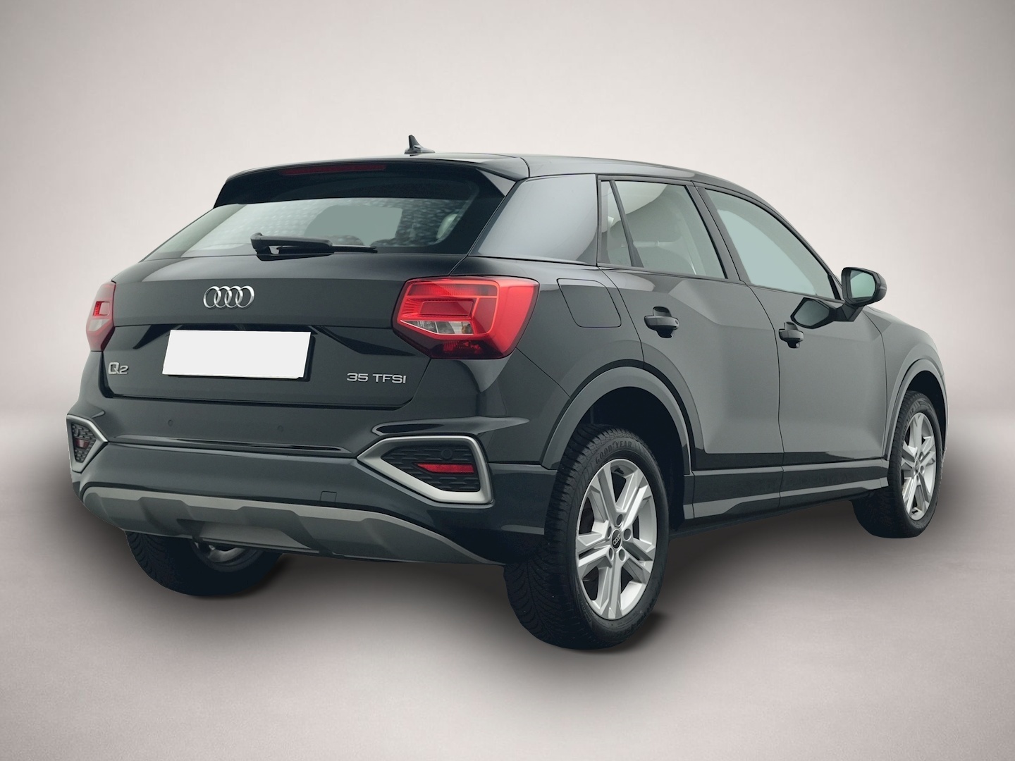 Audi Q2 (03/2023, Benzin)