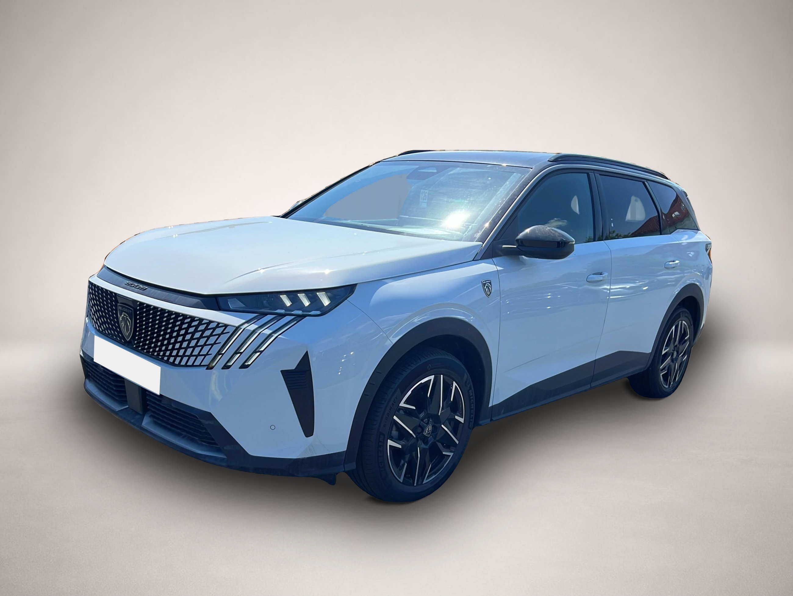 Peugeot 5008 (06/2025, Benzin)