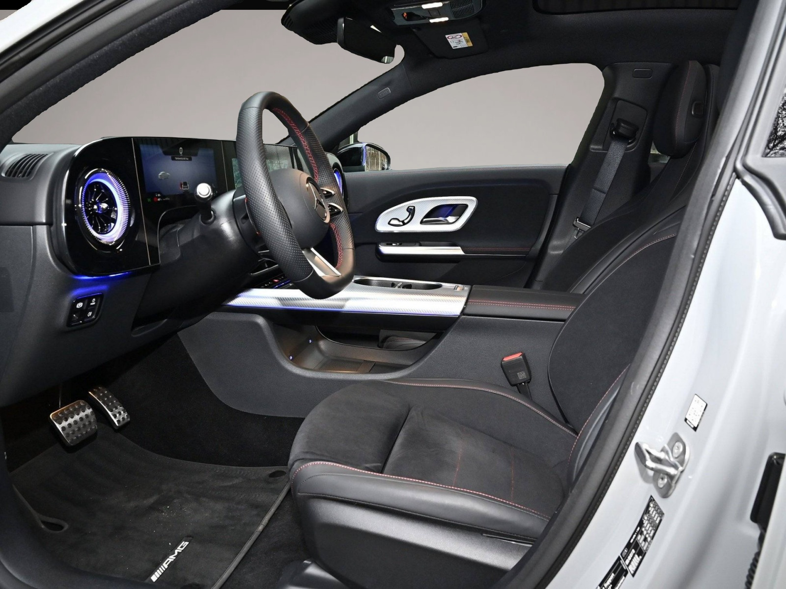 Mercedes-Benz CLA 250 (12/2025, ELECTRIC)
