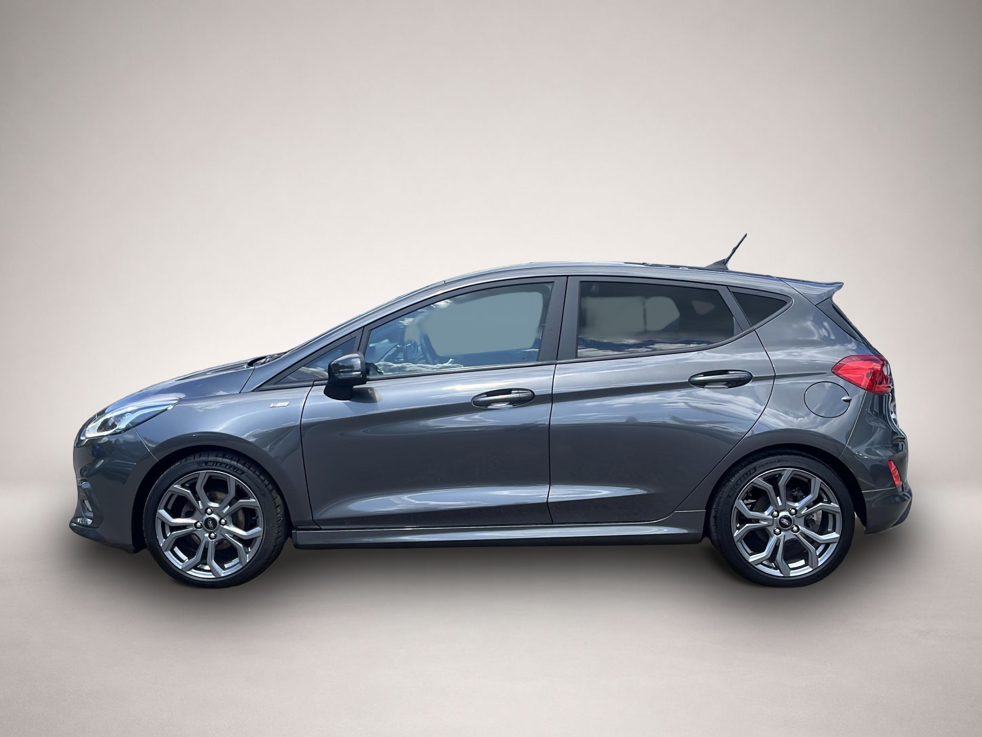 Ford Fiesta (05/2020, Benzin)