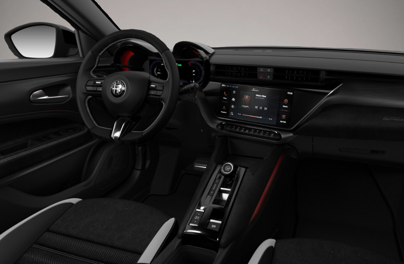 Alfa-Romeo Junior (07/2026, Benzin)