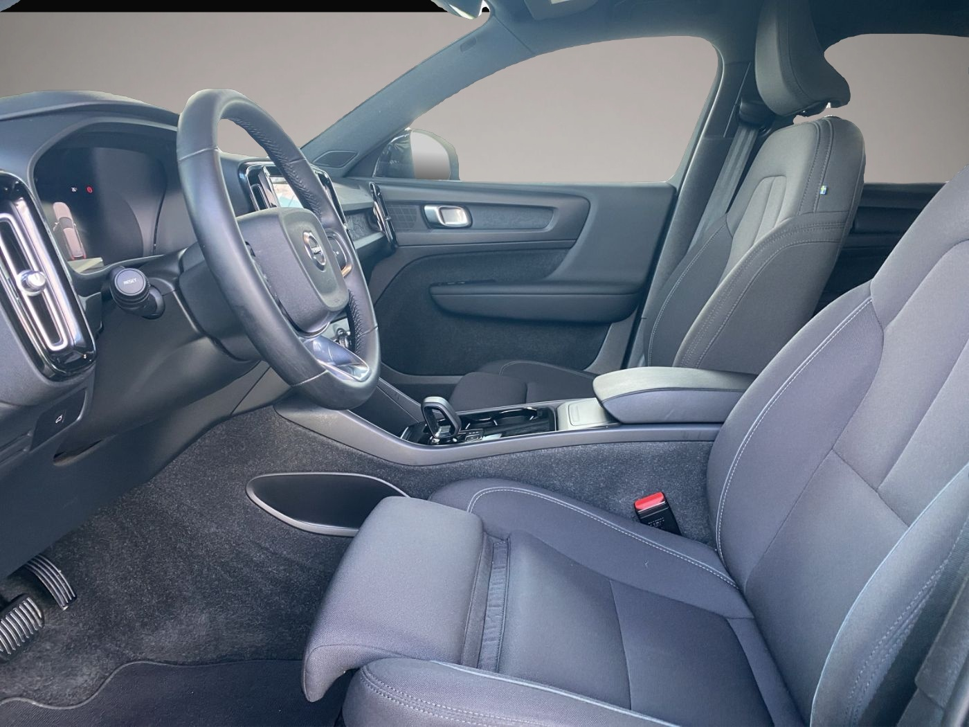 Volvo XC40 (05/2023, ELECTRIC)