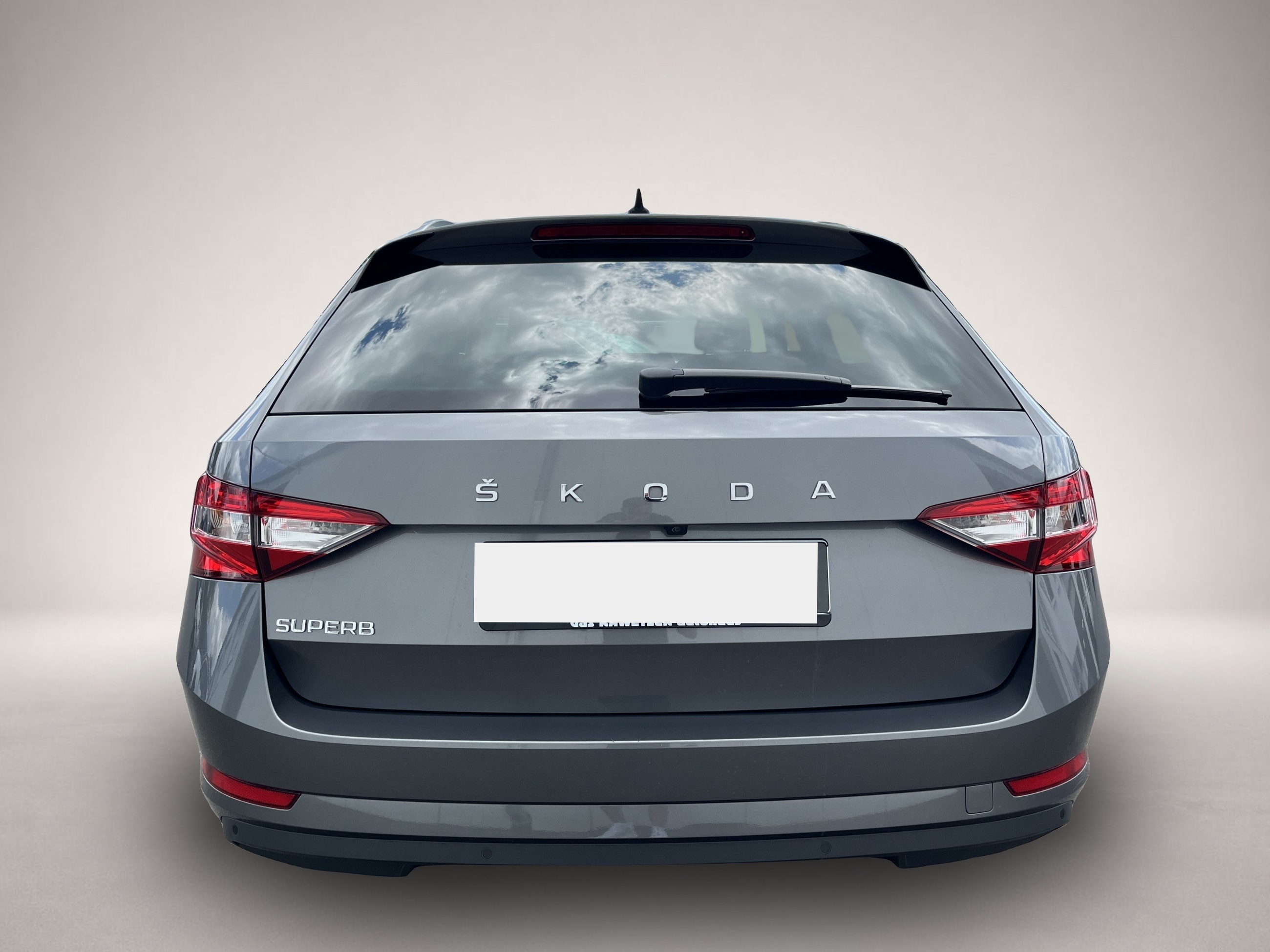 Skoda Superb (02/2022, Benzin)