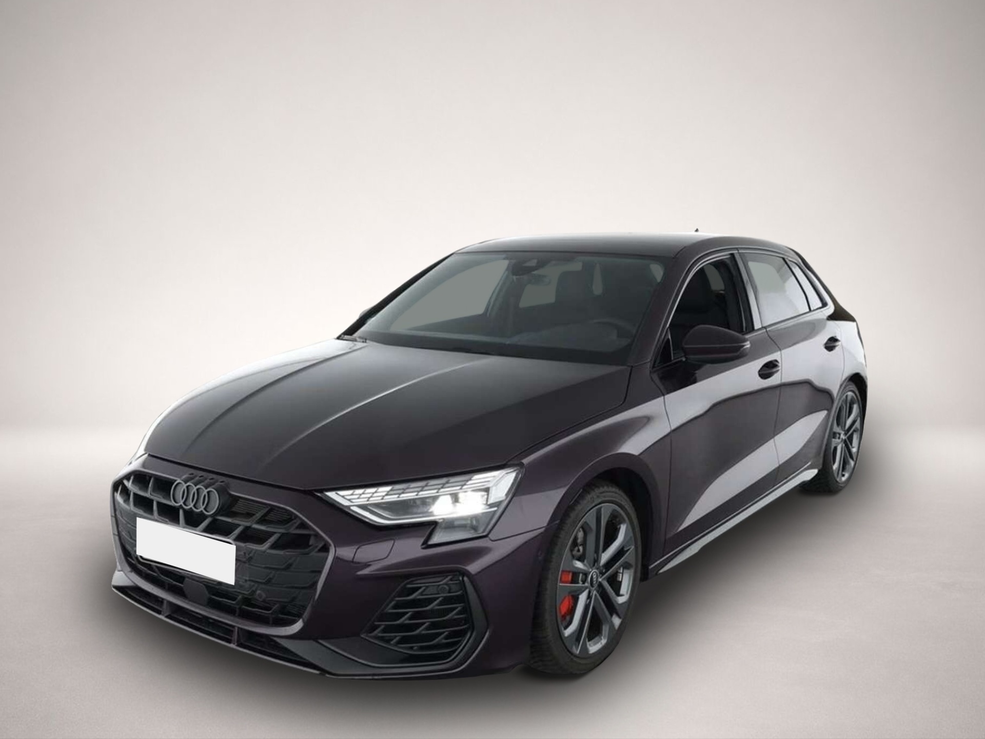 Audi quattro (05/2025, Benzin)