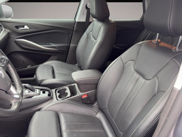 Opel Grandland (X) (03/2023, Benzin)