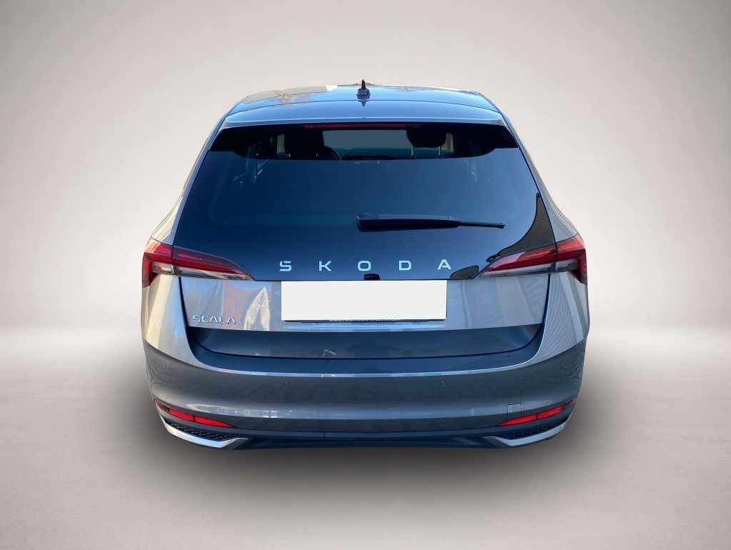 Skoda Scala (08/2025, Benzin)