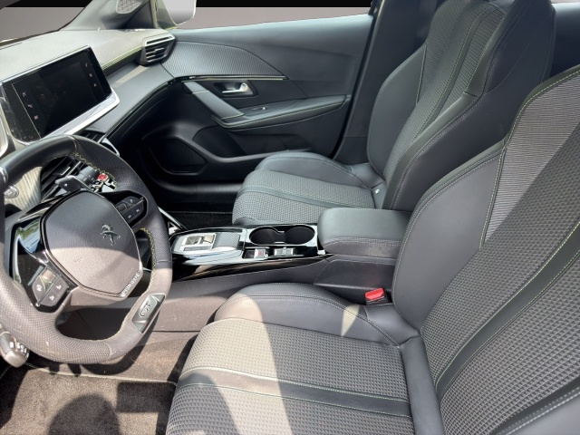Peugeot 208 (01/2024, Benzin)