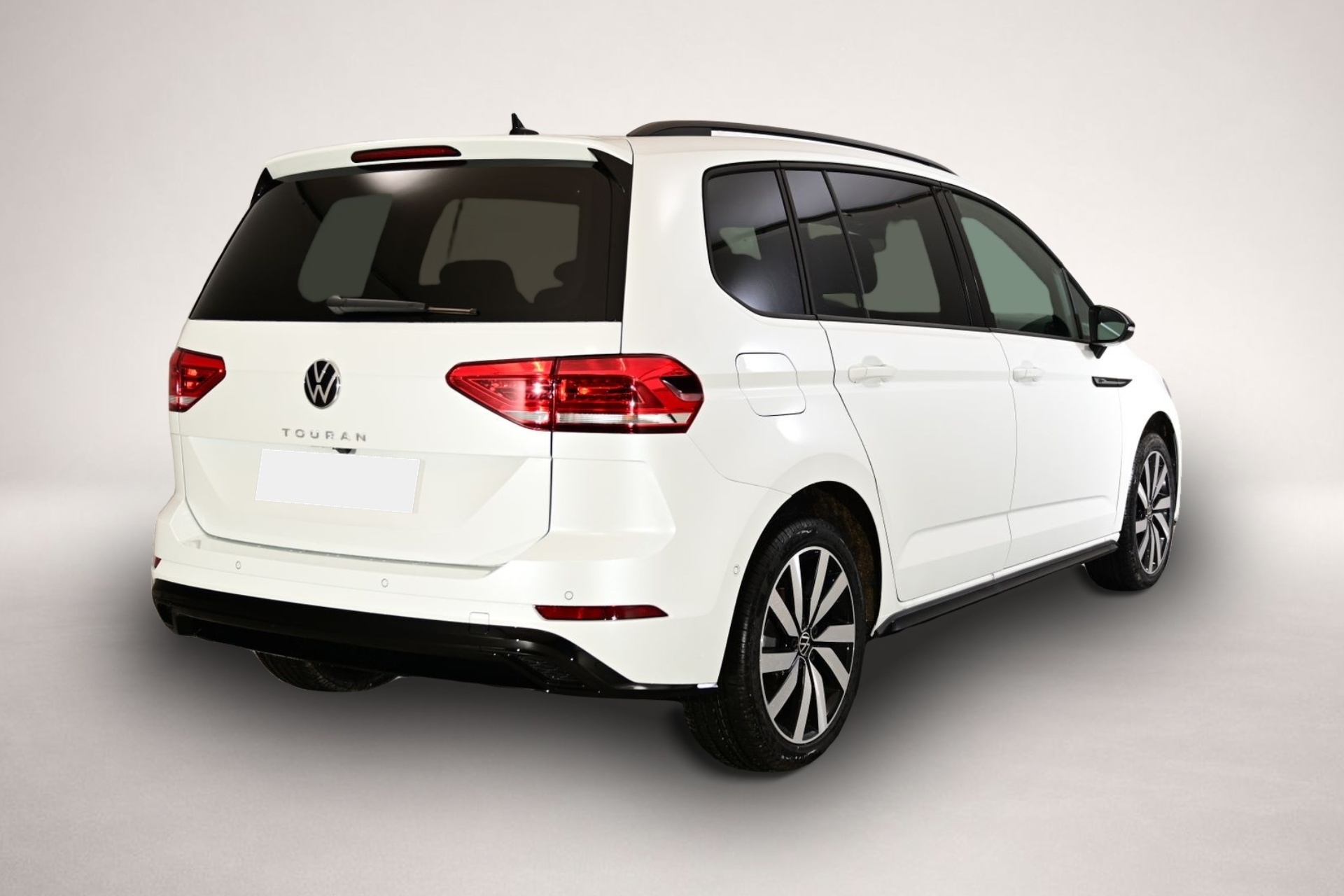 Volkswagen Touran (03/2026, Benzin)
