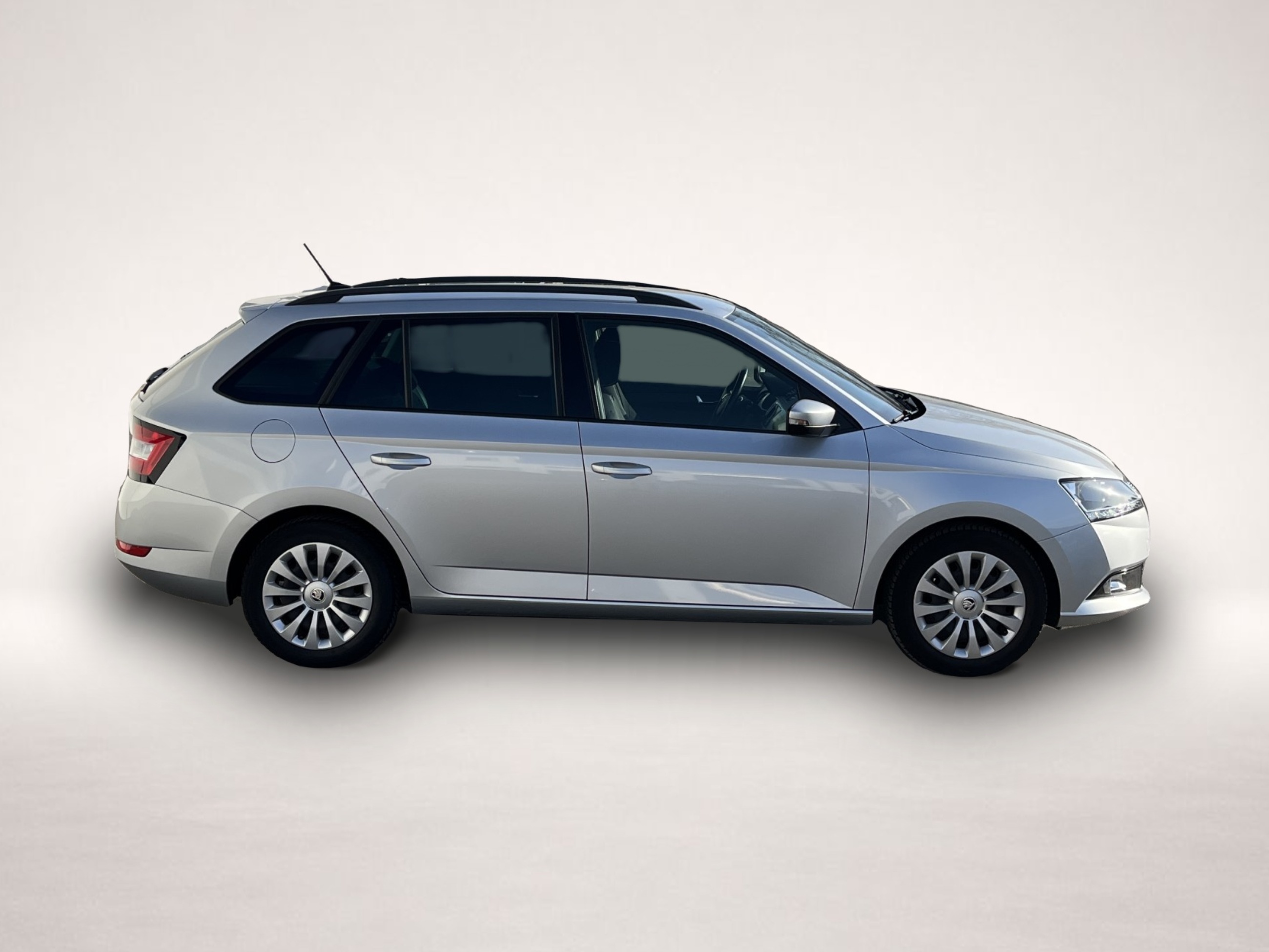 Skoda Fabia (03/2022, Benzin)
