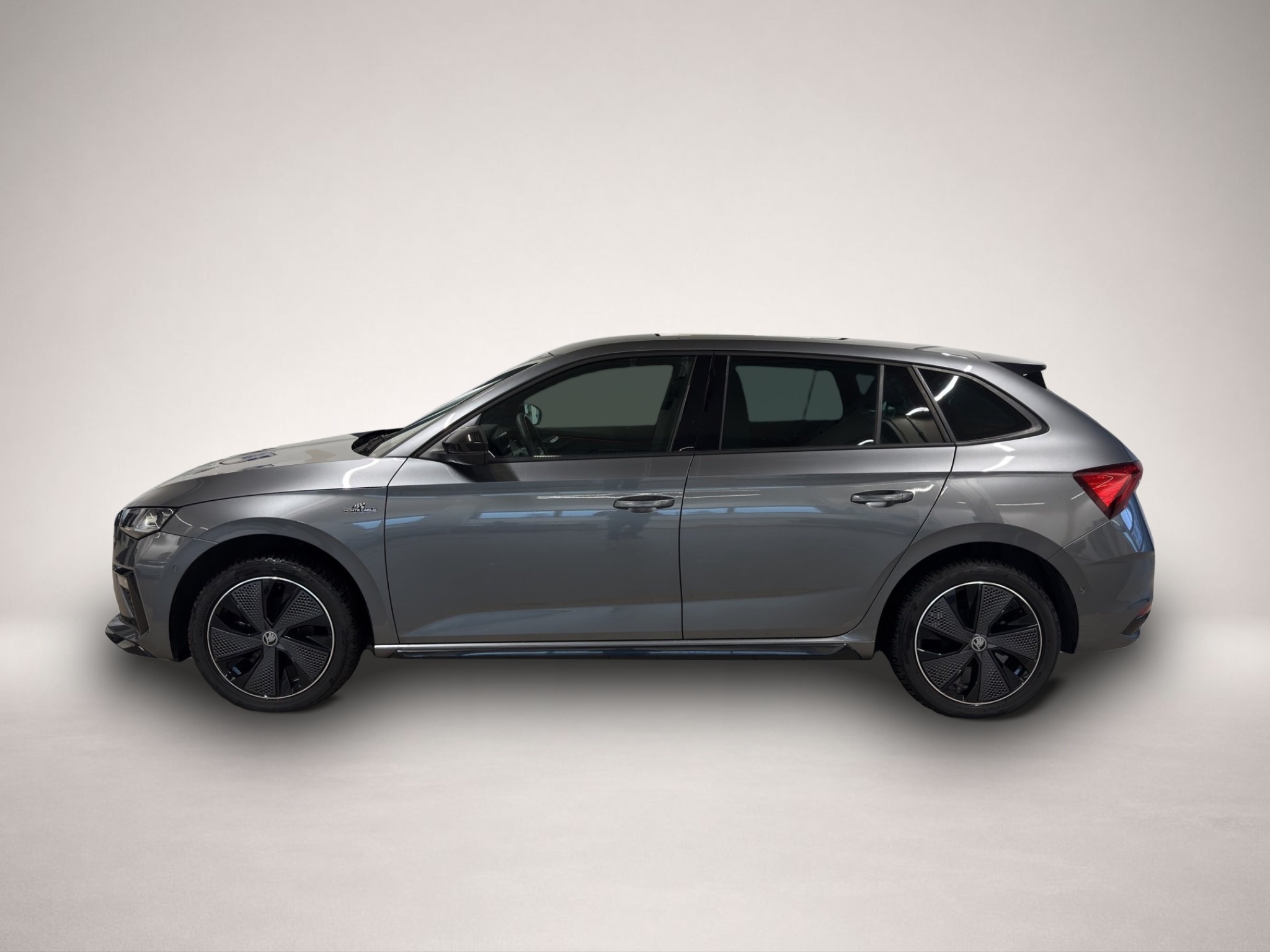 Skoda Scala (08/2025, Benzin)
