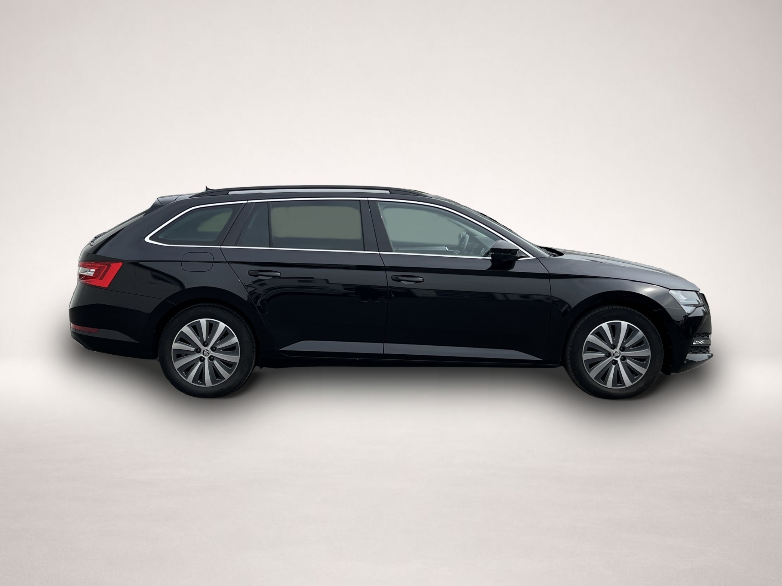Skoda Superb (02/2022, Diesel)