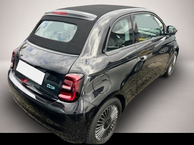 Fiat 500e (11/2022, ELECTRIC)