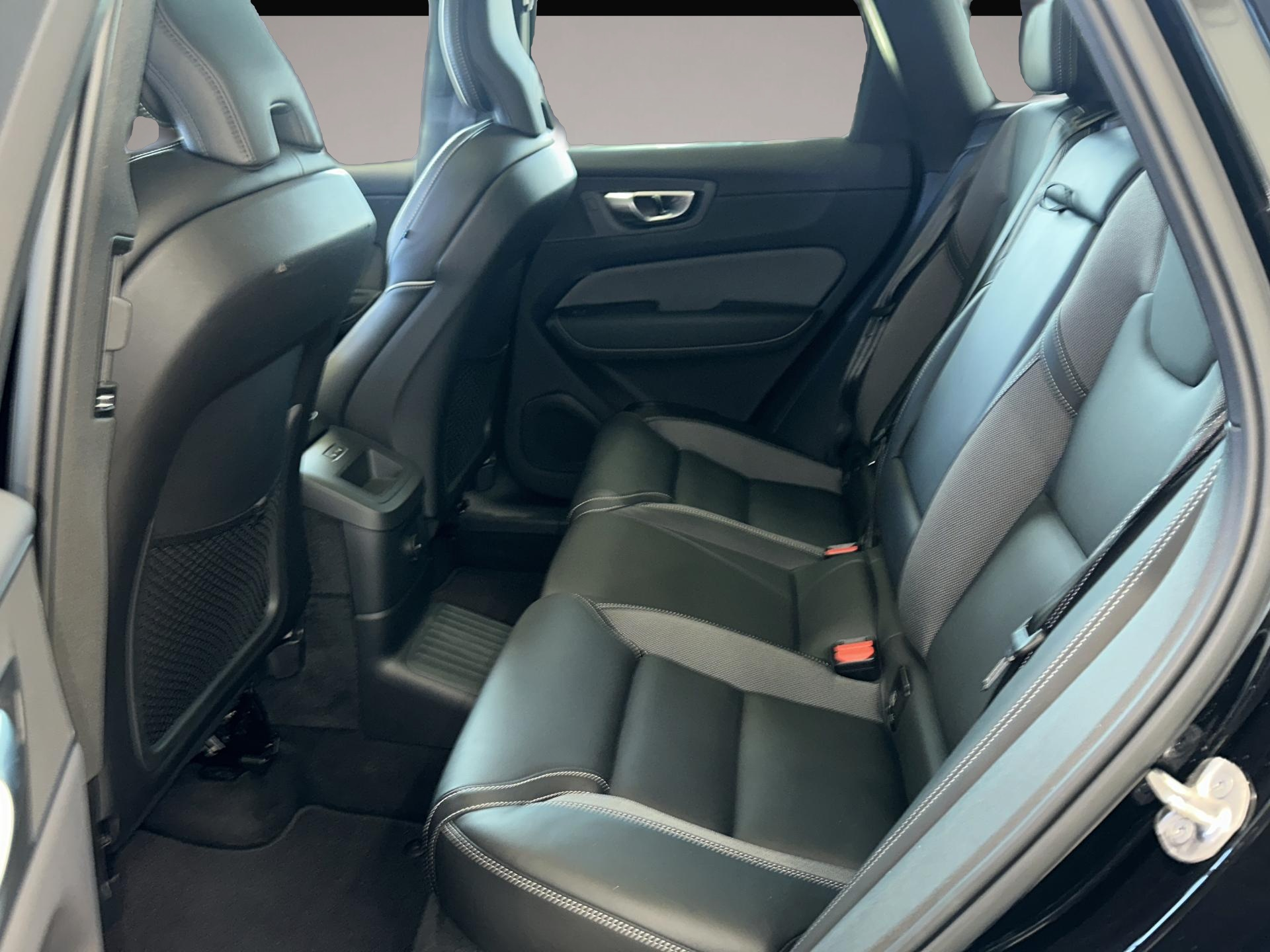 Volvo XC60 (02/2023, Hybrid (Benzin/Elektro))