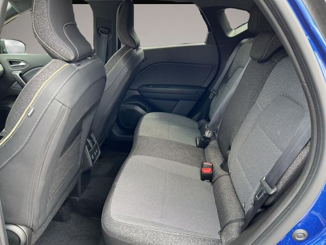 Renault Captur (06/2025, Benzin)