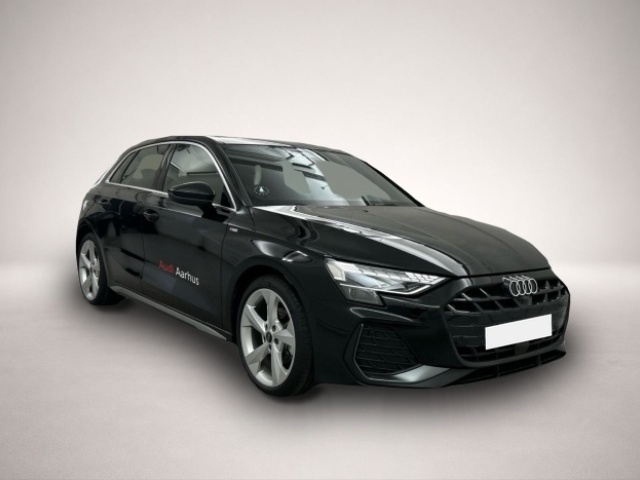 Audi A3 (10/2025, Benzin)