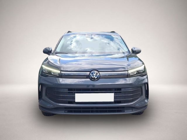 Volkswagen Tiguan (, Benzin)