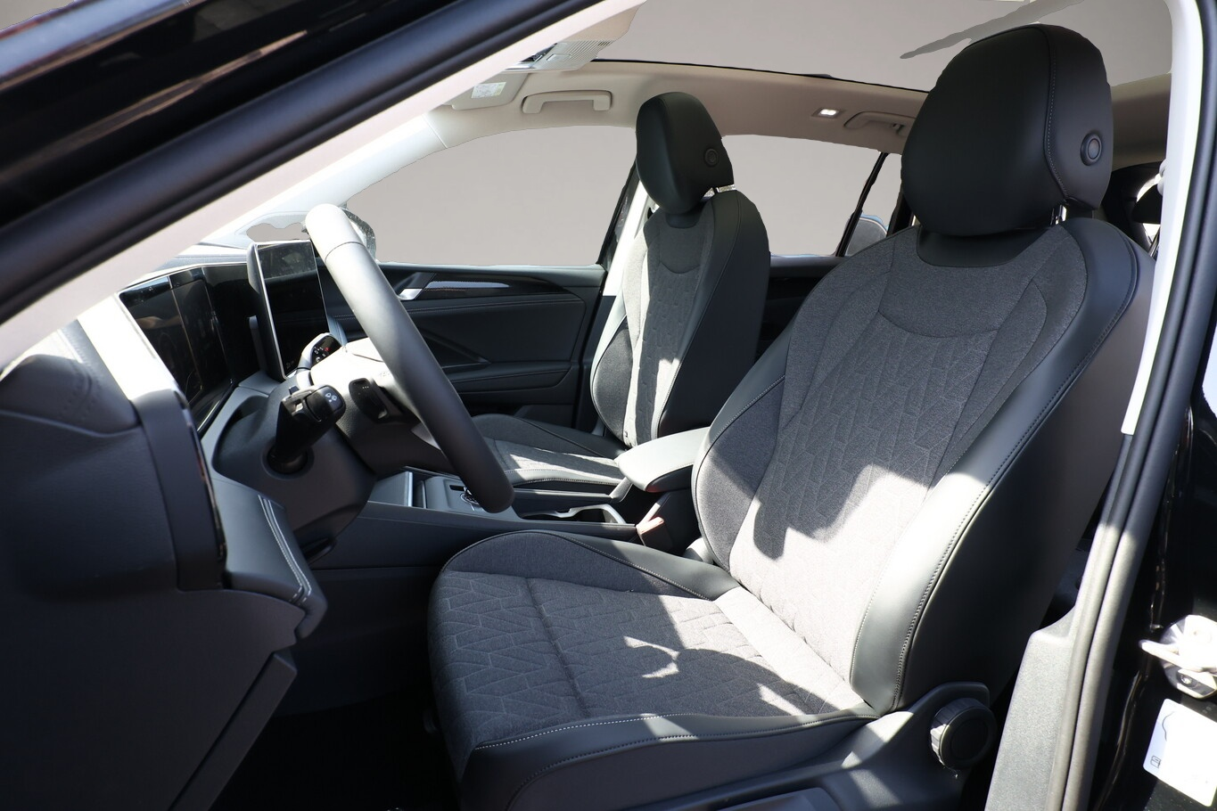 Volkswagen Tiguan (07/2026, Benzin)