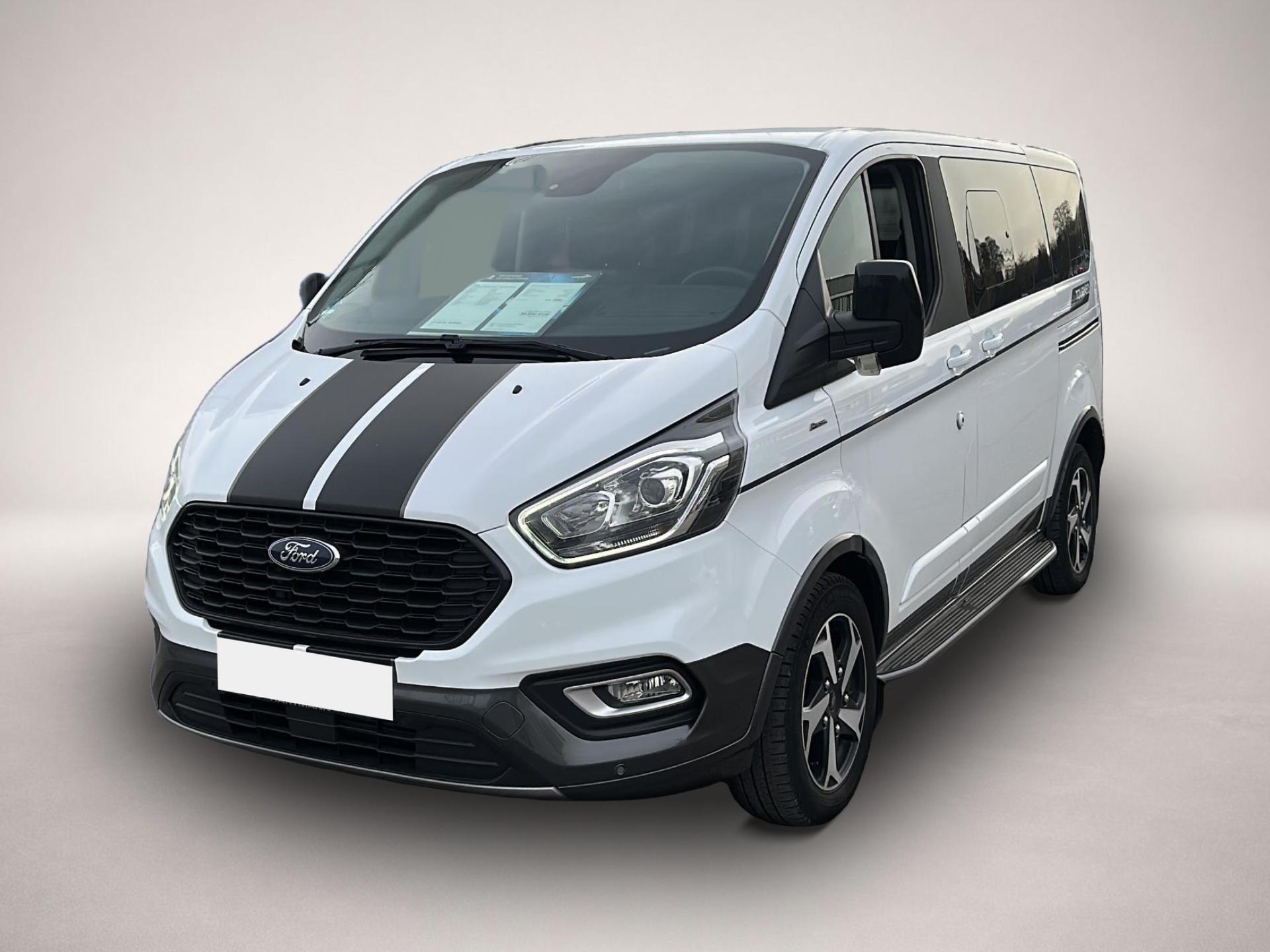 Ford Tourneo Custom (10/2022, Diesel)