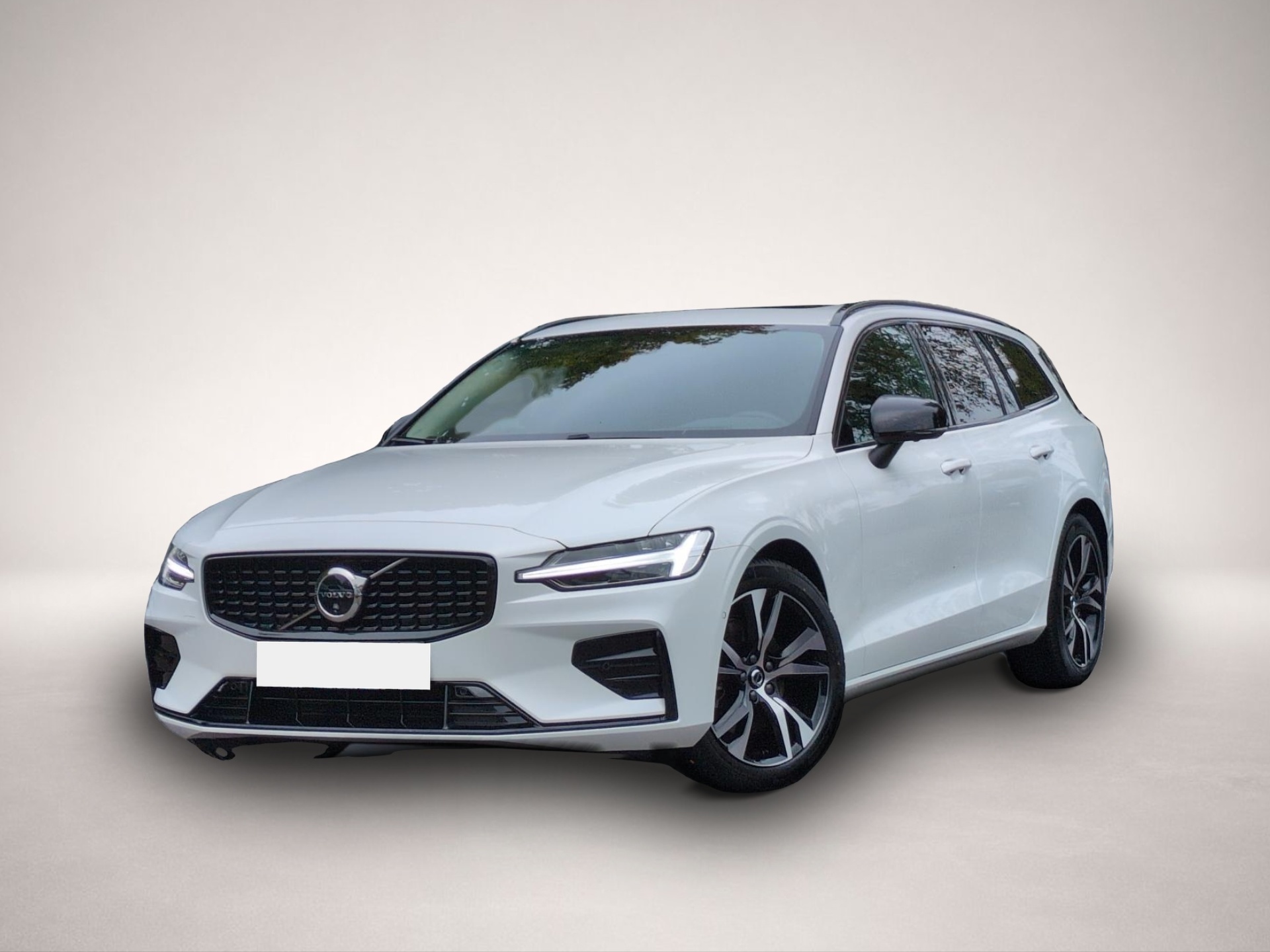 Volvo V60 (11/2025, Benzin)